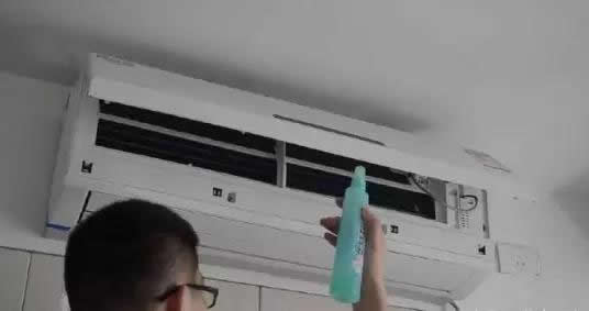 準備一瓶花露水