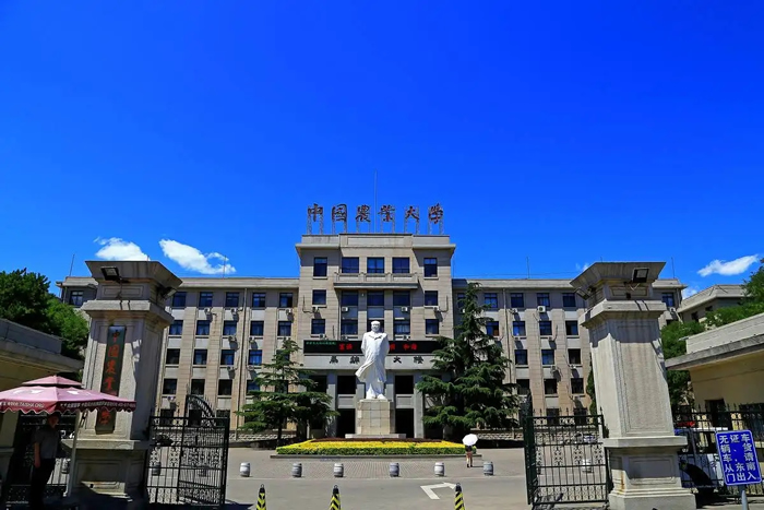 海淀區(qū)馬連洼社區(qū)周邊街道附近清洗熱水器