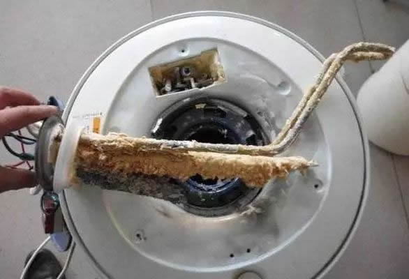 熱水器清洗：清洗內(nèi)膽，水垢、加熱棒